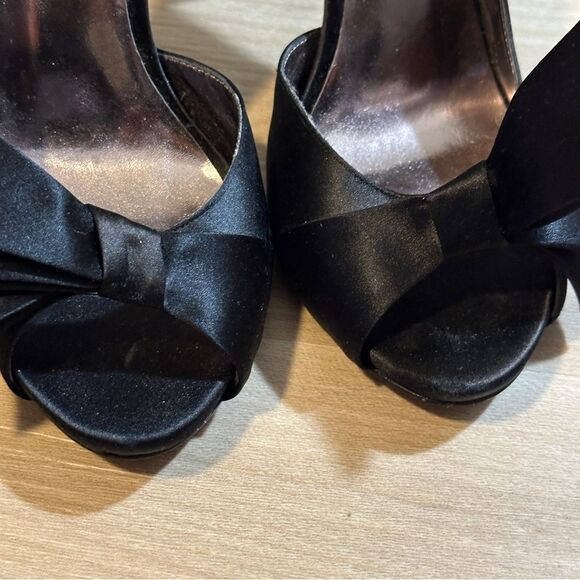rsvp Black Satin Open-Toe Pumps Heels with Bow Size 7 - Picture 6 of 12